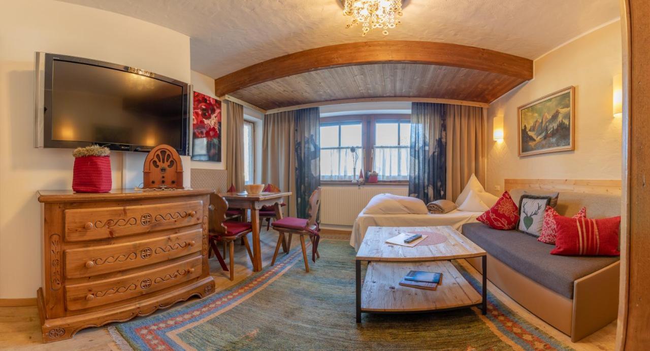 Hotel Landhaus Carla ไมย์อาโฮเฟิน ภายนอก รูปภาพ